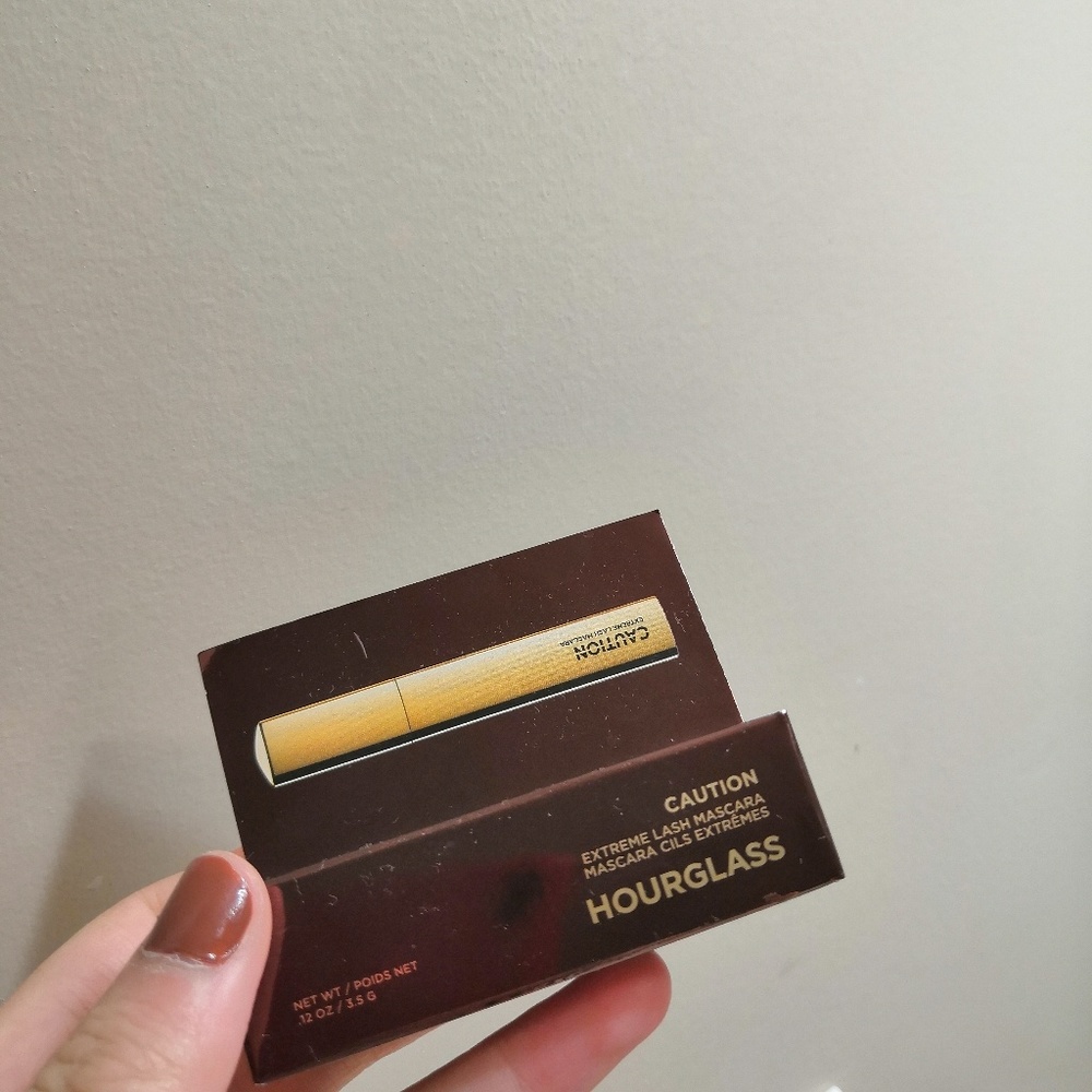 hourglass caution extreme lush mascara